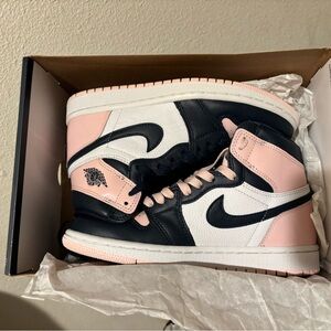 Nike Women's Black, Pink, and White Sneakers